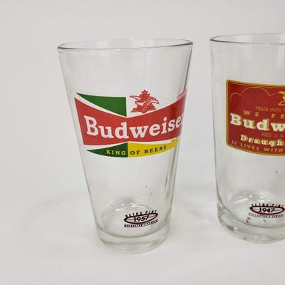 Budweiser 2000 Christmas Stein and 3 Retro Pint glasses