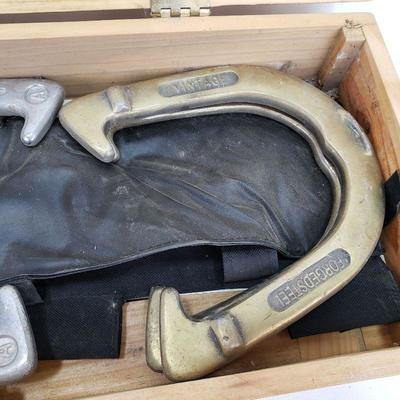 Metal Horseshoe Set With Wood Crate Carry Case