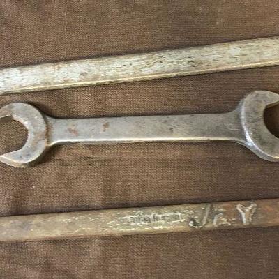 Lot # 210 3 large l-inch plus Wrenches