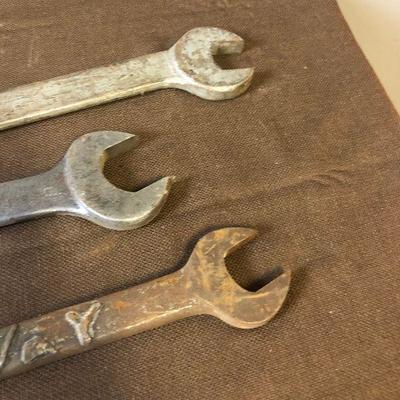 Lot # 210 3 large l-inch plus Wrenches