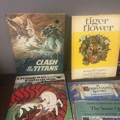 Lot # 238 Lot of vintage Children's Books 