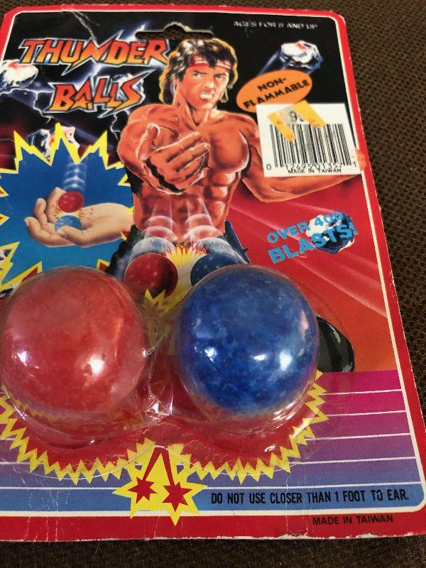 Lot 262 Vintage Toy "Balls of Thunder"