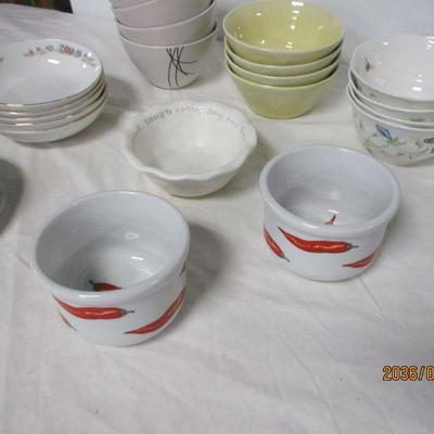 Lot 65 - Salad Cereal Bowls and Bread Plates