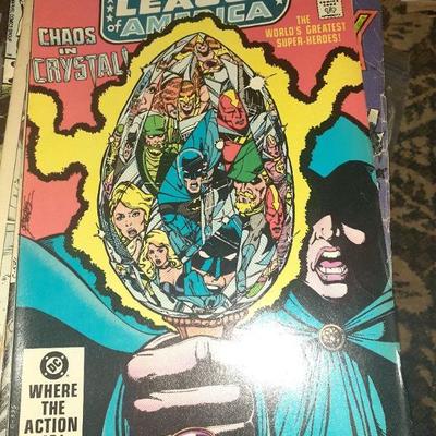 	#214 MAY 83 JUSTICE LEAGUE OF AMERICA MINT CONDITION