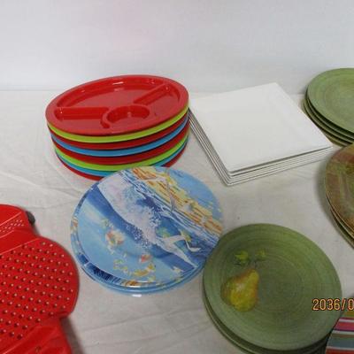 Lot 70 - Variety Of Picnic Dishes 