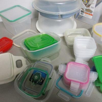Lot 92 - Plastic Storage Items