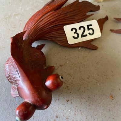 Fish Figurines- Lot 395