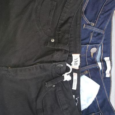 2 NEW SKINNY JEANS