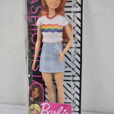 Barbie Fashionistas Doll, Original Body Type Wearing Rainbow Tee #122 - New