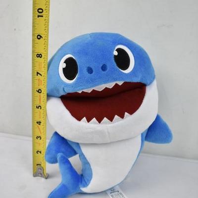 Baby Shark Song Puppet - Daddy Shark - Interactive Plush Toy - New