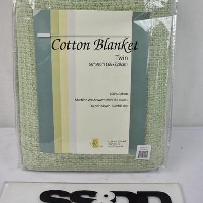 Sun Yin Thermal Cotton Bed Blanket, Twin. Sage Green, $18 Retail - New