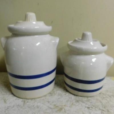 Set of Roseville, OH  Ceramic Crocks with Lids Unique Design 9