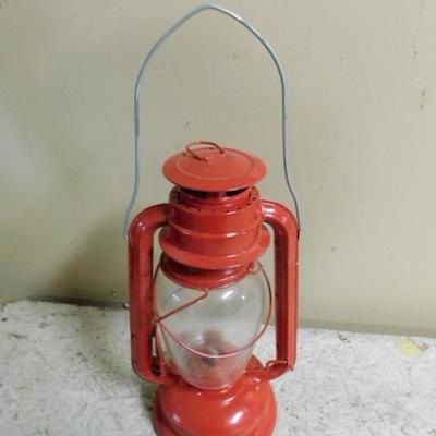 Kerosene Barn Lantern 12