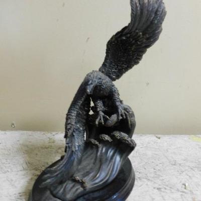 Large Bronze Tint Resin Eagle Statuette 10
