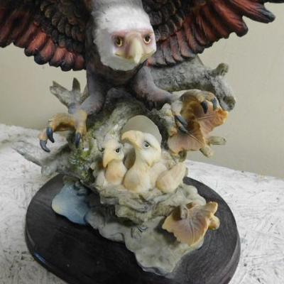 Large Colorful Resin Eagle and Her Young  Statuette 10