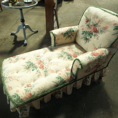 Chaise Lounge