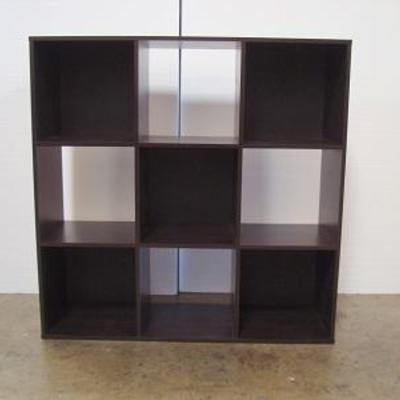 Lot 1012 - Simple square bookcase shelf unit 