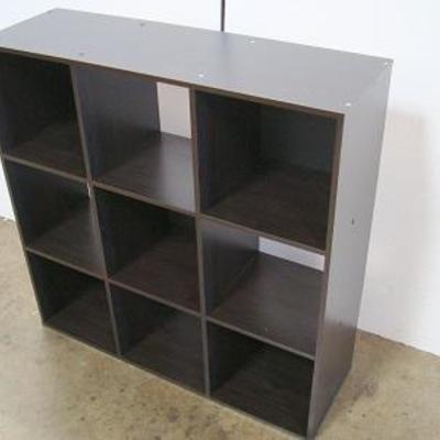 Lot 1012 - Simple square bookcase shelf unit 