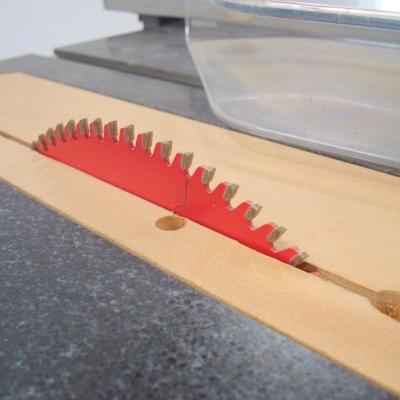 Lot 1047 - Ridgid Table Saw R4511 10'' 