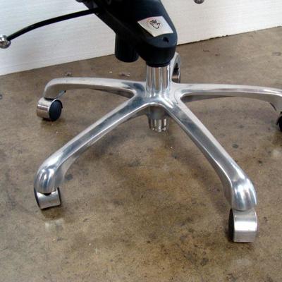 Lot 1049 - Simple White Computer or Office Chair with Arms