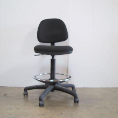 Lot 1051 - Simple Armless Black Office Chair on Wheels