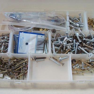 Lot 1066 - Black and Deck Workmate Small Parts Box 