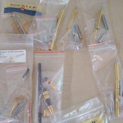 Lot 1070 - Pen Crafting Lot 