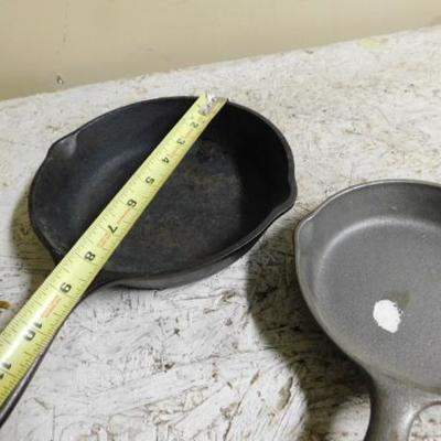 Set of Two Cast Iron Lodg Skillets One Used One New (Paper Mark from Label)