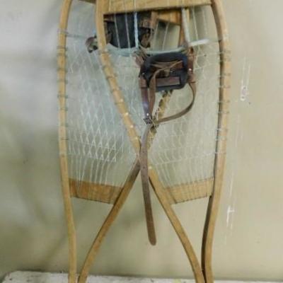 Choice 3 of 3 Sets:  Set of Wooden Teardrop Snow Shoes Nylon Laces