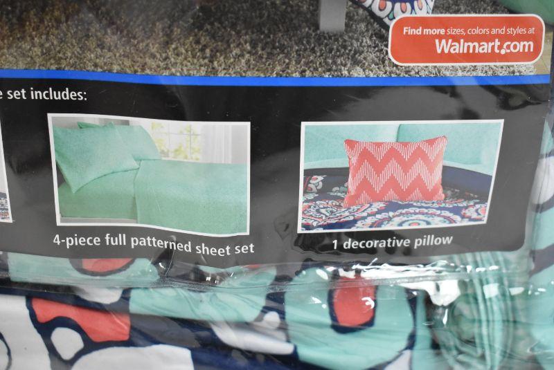Mainstays Navy Medallion Bed in a Bag Bedding Full Size 40