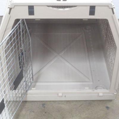 Lot 3025 - Animal Pet Lot Kennel + More 
