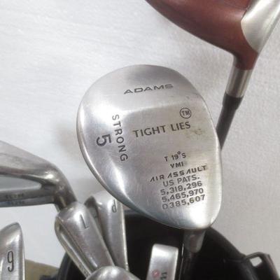 Lot 3054 - Golf Bag with Clubs 