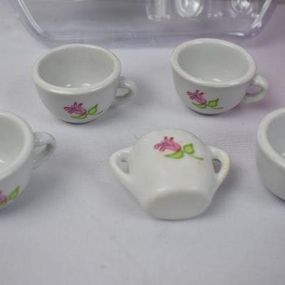 Toysmith 11-Piece Li'l Tea Tote Set in Pink Case