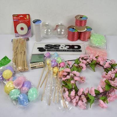 Various Crafting & Decor Items: Christmas, Easter, etc