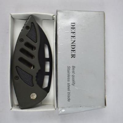Defender Knife with Box. Stainless Steel