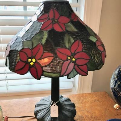 Poinsettia Tiffany style lamp $145