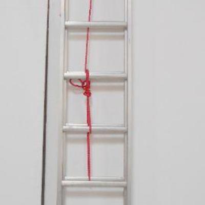Lot 3005 - Werner Type 3 Household Ladder 200 lb rating