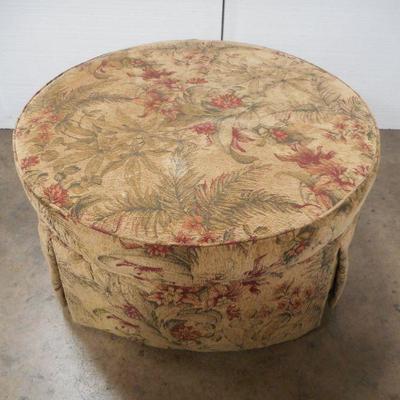 Lot 3007 - Nice Round Floral Ottoman 