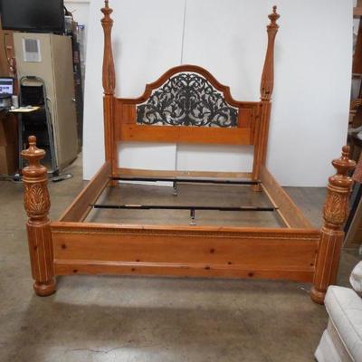 Lot 3015 - Thomasville California King bed frame