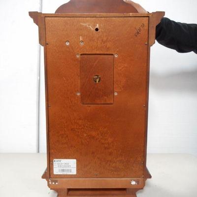 Lot 3017 - Howard Miller Clock Model 613-302