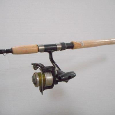 Lot 3026 - Shimano 4000 Reel with GX8535 Graphite 8'4'' Med-Light Pole 