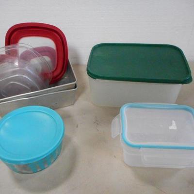 Lot 3064 - Kitchen Lot - Pots Pans Plasticware  + More
