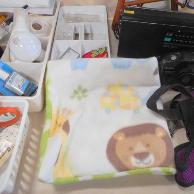 Lot 3067 - Midst Lot of Radio Crafts Ladies Snow Boots Canon Camera
