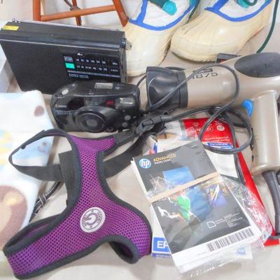 Lot 3067 - Midst Lot of Radio Crafts Ladies Snow Boots Canon Camera