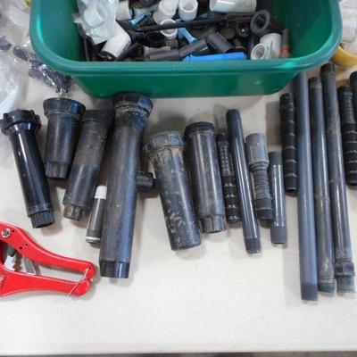 Lot 3068 - Assorted lot of Garden Sprinkler Parts and Pieces L@@K 