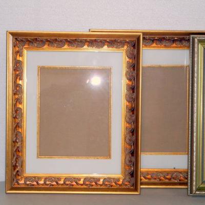 Lot 3070 - Lot of 4 Gold Picture Art Craft Frames