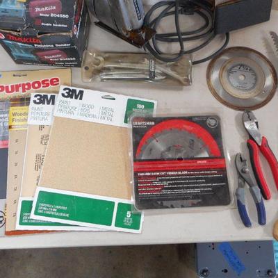 Lot 3080 - Misc Hand Tool Lot  Craftsman Makita