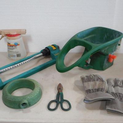 Lot 3082 - 6 Piece Gardening Lot 