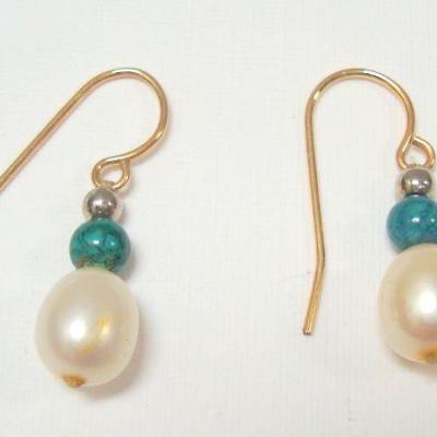 Lot 2038 - GF 14K Gold earrings with Pearl 