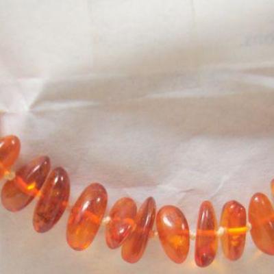 Lot 2043 - Amber Necklace